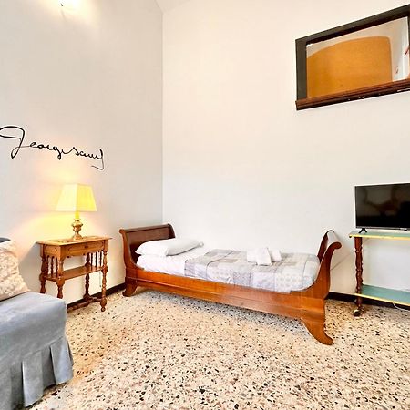Vivi La Mia Liguria - Casa D'Arte E Vacanze - Big Apartment With Free Parking Финале Лигуре Экстерьер фото