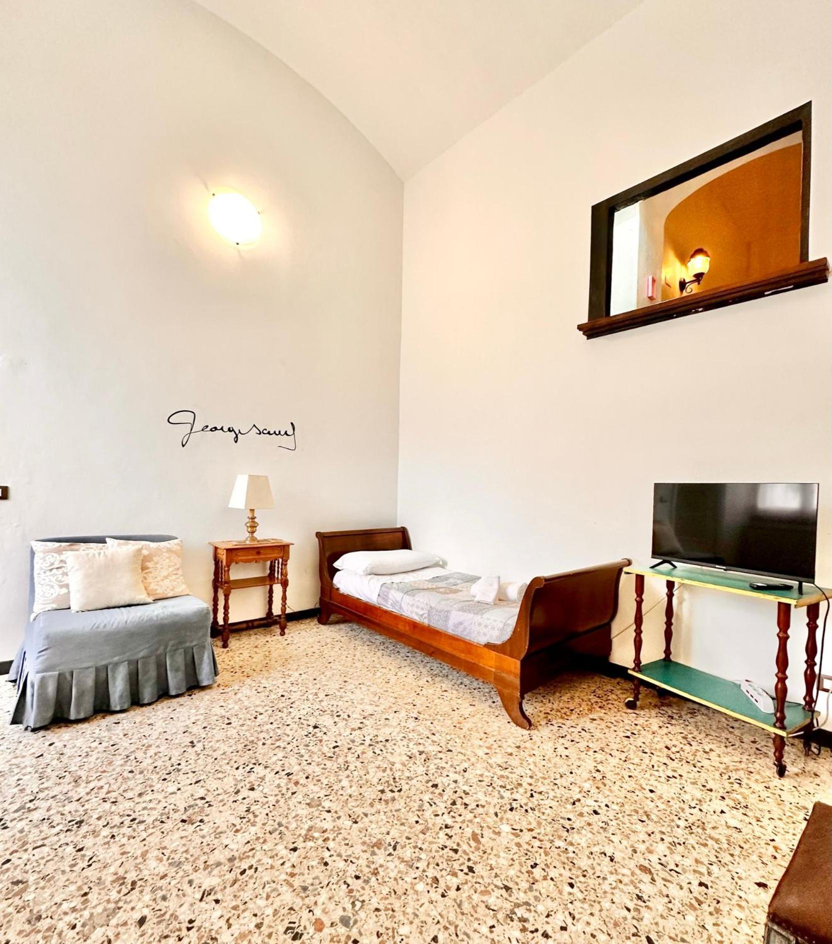 Vivi La Mia Liguria - Casa D'Arte E Vacanze - Big Apartment With Free Parking Финале Лигуре Экстерьер фото