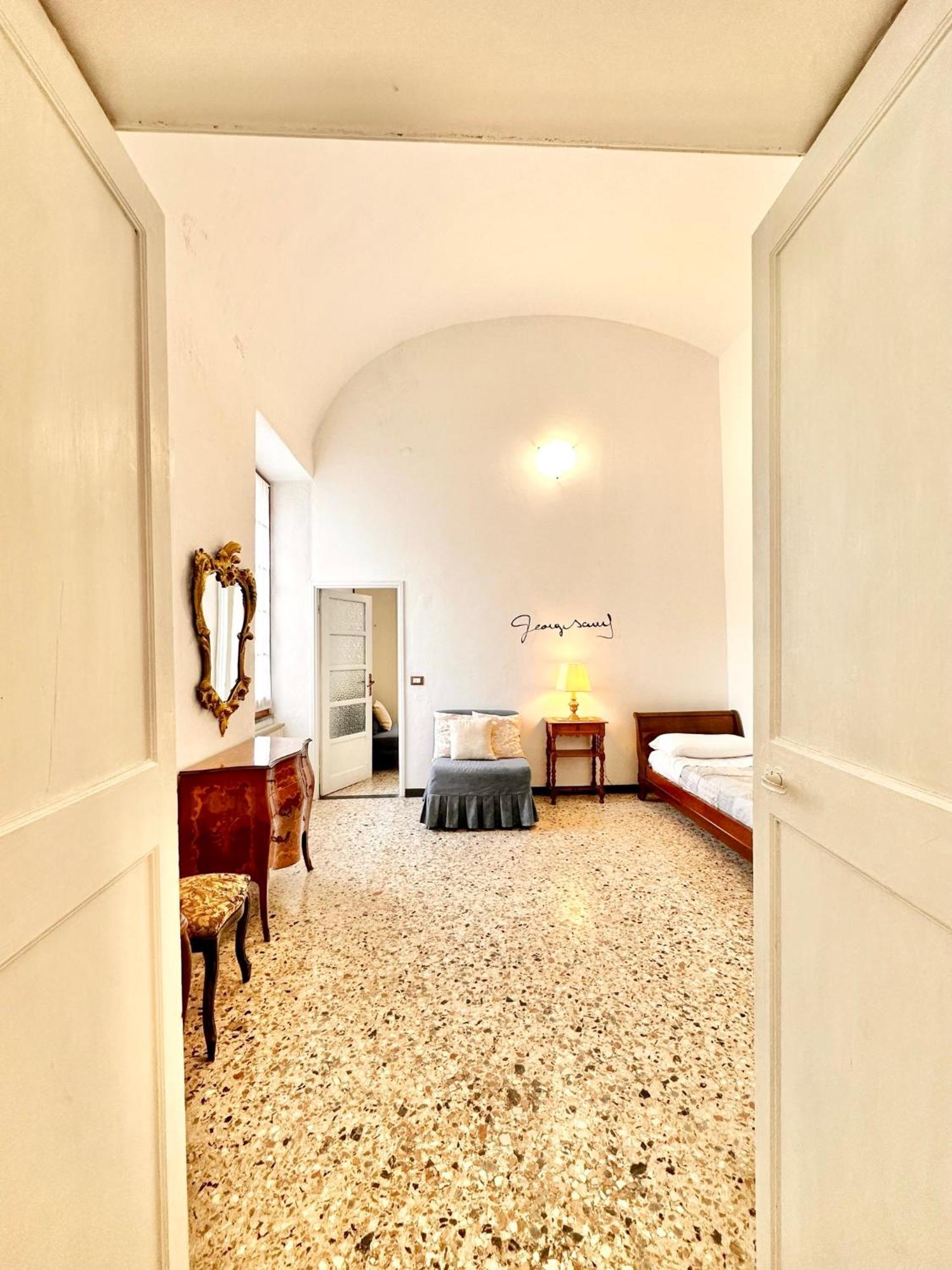 Vivi La Mia Liguria - Casa D'Arte E Vacanze - Big Apartment With Free Parking Финале Лигуре Экстерьер фото